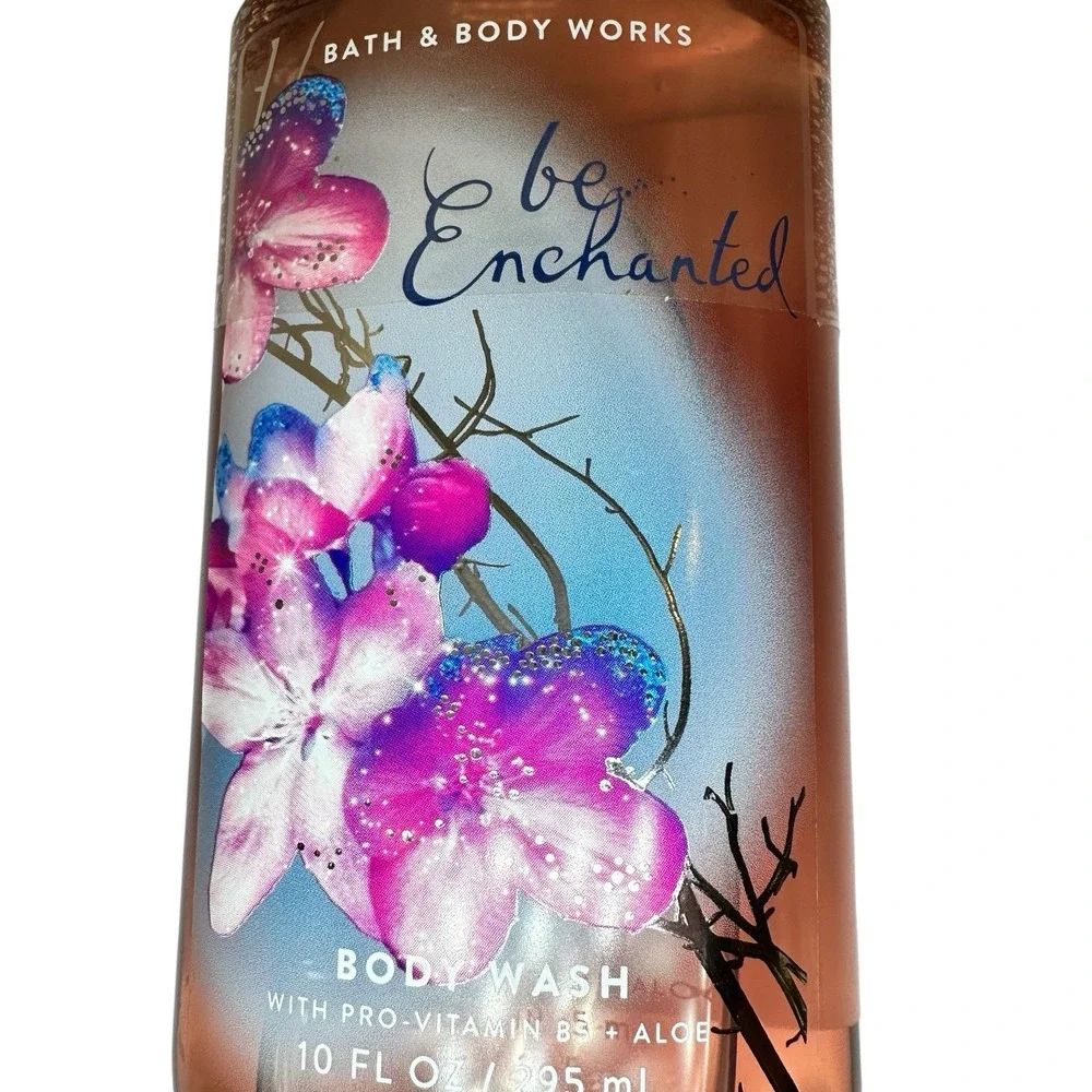 Bath & Body Works Be Enchanted Body Wash 10 oz Pomegranate Vanilla NEW